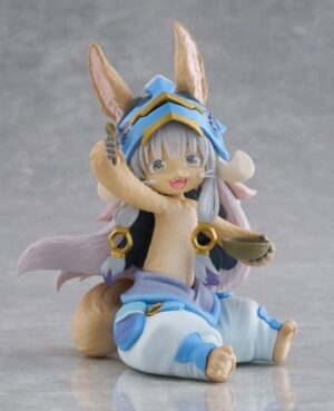 Figura Taito Desktop Cute Nanachi Mealtime